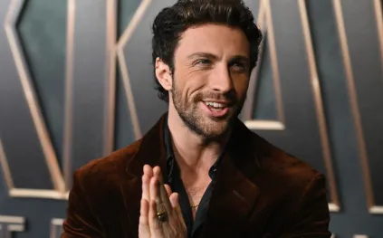 آرون تايلور جونسون المرشح لدور جيمس بوند يصدم جمهوره.. ما سر ملامحه المتغيرة؟