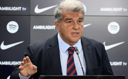 كيف رد خوان لابورتا على اتهامات تشافي هيرنانديز حول ميسي؟