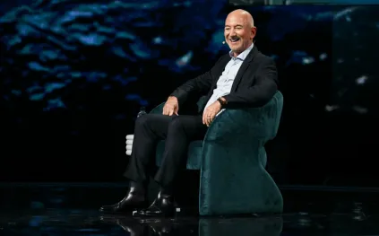 جيف بيزوس يقضي إجازة الربيع في هذه الوجهة (فيديو)