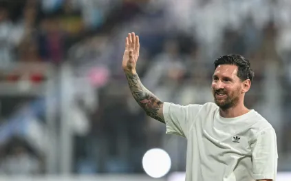 لماذا لم يعد ميسي إلى برشلونة؟ تشافي يروي التفاصيل كاملة (فيديو)