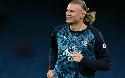 هالاند يقتني سيارة نادرة بلمسة لويس فويتون بهذا السعر (فيديو)