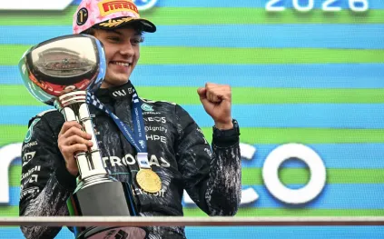 كيمي أنتونيللي.. أصغر متصدّر لبطولة الفورمولا  1 في اليابان (فيديو)