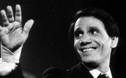 أسرة عبد الحليم حافظ تكشف عن ورقة نادرة بخط يده.. ماذا كتب فيها؟