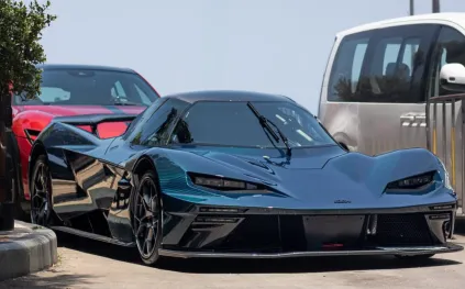 من الدراجات الوعرة إلى الطرق العامة.. ما سر سيارة KTM X-Bow GT-XR؟ (فيديو)