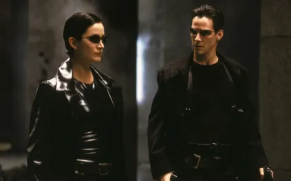 هل يواصل كيانو ريفز رحلته في Matrix؟ مخرج العمل يجيب