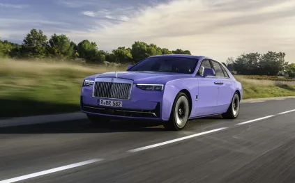 Rolls-Royce Ghost صاحبة الإطلالة الملكية