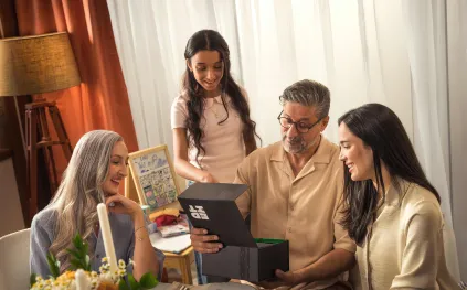 عن ذكاء الاختيار: قراءة في فنّ الهدايا مع EDIT by Ahmed Seddiqi