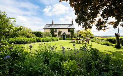 السياحة في هيرفورد: مدينة إنجليزية للباحثين عن الهدوء