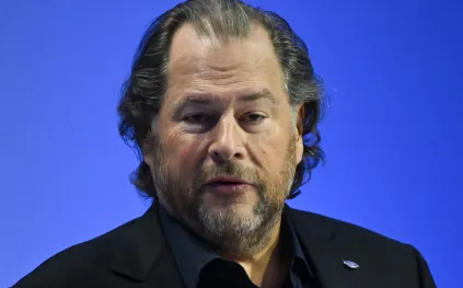 مارك بينيوف يتحدى المخاوف: توظيف 1000 خريج في تطوير الذكاء الاصطناعي