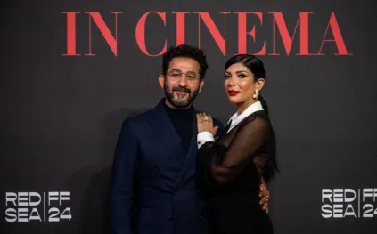 أحمد حلمي يعلن عن مفاجأة خاصة لزوجته منى زكي