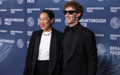 إغلاق مدرسة زوكربيرج وتشان المجانية في كاليفورنيا 