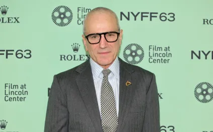 في عيد ميلاده الـ69.. كم تبلغ ثروة دانيال دي لويس؟