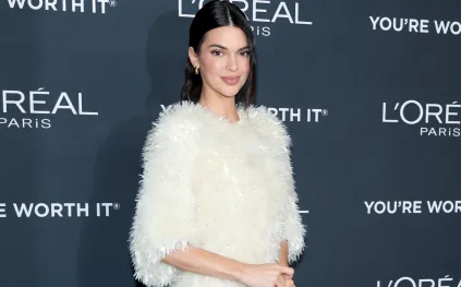 ظهور غامض في كوتشيلا.. هل تجمع علاقة كيندال جينر بجاكوب إلوردي؟