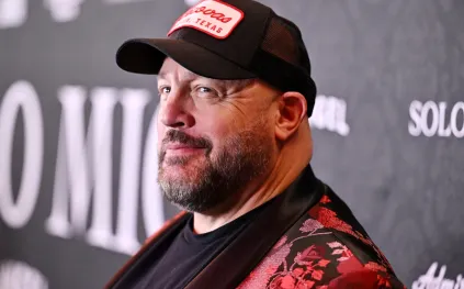 كيفن جيمس يقتني قصرًا فاخرًا في بوكا راتون بـ17 مليون دولار 