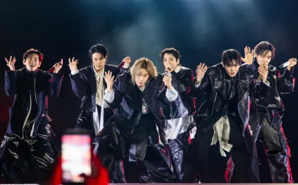 BTS تكشف عن عالم غامض في فيديو "Hooligan"