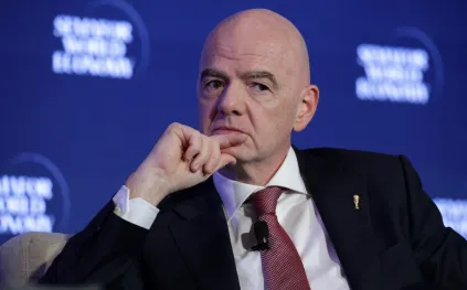 رئيس "فيفا" يحسم الجدل حول مشاركة المنتخب الإيراني في مونديال 2026