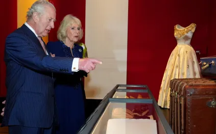 الملك تشارلز يحيي ذكرى والدته في مئويتها برسالة مؤثرة (فيديو)