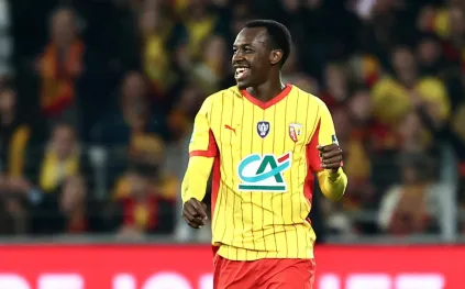 سعود عبدالحميد يقود لانس إلى نهائي كأس فرنسا بعد غياب 28 عامًا (فيديو)