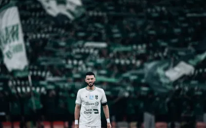 عمر السومة يهدر فرصة لا تُصدق في الدوري السعودي (فيديو)