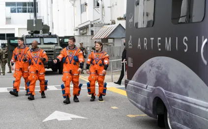 أول مقابلة لرواد مهمة "أرتميس 2": تفاصيل مدهشة من داخل المركبة الفضائية (فيديو)