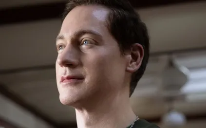 اختبار بسيط يكشف العمر البيولوجي لجسمك! براين جونسون يشرح الطريقة