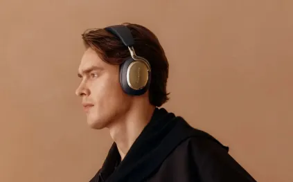 ألوان صيفية جريئة.. Bowers & Wilkins تعيد تعريف الفخامة في سماعاتها