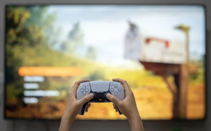 قيود جديدة على اللاعبين.. PlayStation تشترط التحقق من العمر