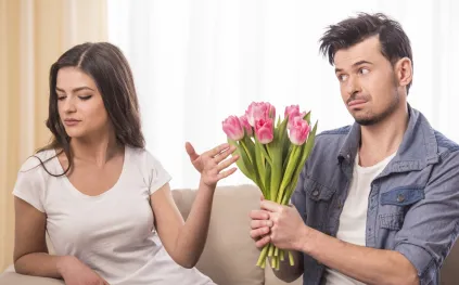 أسطورة "المرأة الفاتنة": دراسة تكشف سر خوف الرجال العالمي من الجمال الخادع