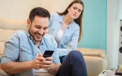 الغيرة من الماضي.. أسبابها وكيفية التعامل معها بتوازن