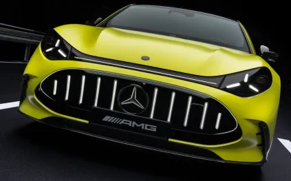 Mercedes-AMG تعيد ابتكار AMG GT الكهربائية بقوة 1169 حصانًا 