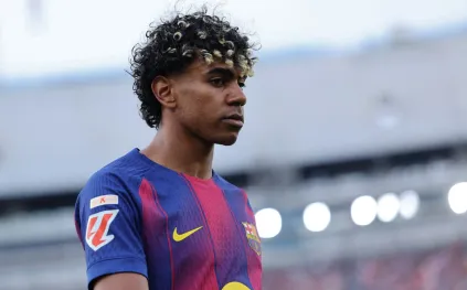 لامين يامال يسخر من ريال مدريد في احتفالات برشلونة بالليجا