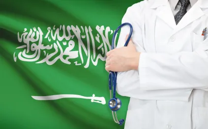 العمر الافتراضي يقترب من الـ80 وتغطية سكانية بـ97%.. قفزات تاريخية في مؤشرات الصحة العامة بالمملكة