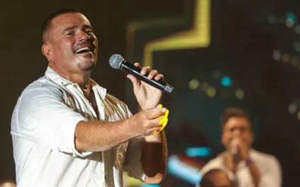 عمرو دياب يطرح ألبومه الجديد "حبيتك" في هذا الموعد
