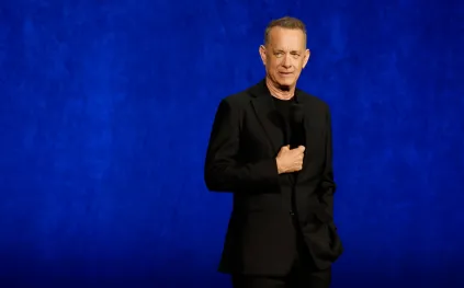 في عيد ميلاده الـ70.. كيف تحول توم هانكس من أجر 800 دولار إلى ثروة بـ400 مليون؟