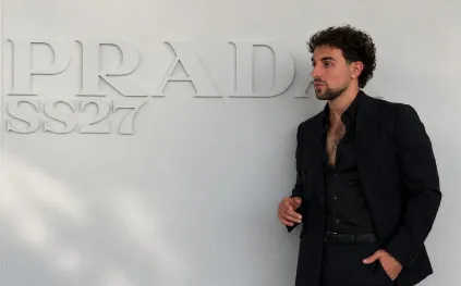 سابقة عربية جديدة.. سانت ليفانت سفيراً لـ Prada