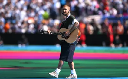 200 ألف كريستالة لشاكيرا.. وحذاء غير مطروح لبيبر في كواليس أزياء حفل ختام مونديال 2026