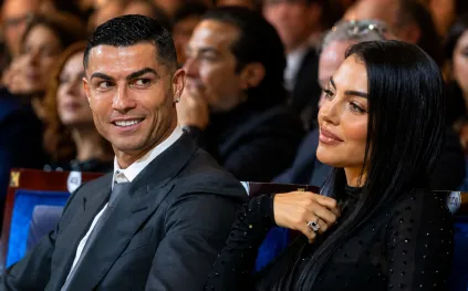هل حدد رونالدو موعد زواجه من جورجينا؟