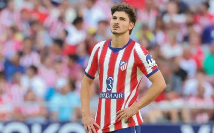 «موافقة مكتوبة».. تفاصيل جديدة حول مستقبل ألفاريز مع أتلتيكو مدريد