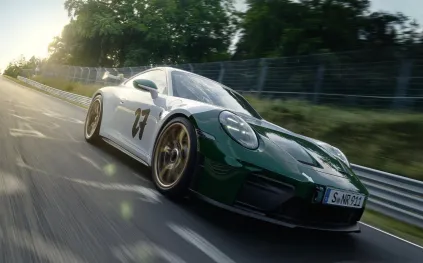 100 نسخة فقط.. أسرار بورشه 911 GT3 100 Jahre Nürburgring التي تحتفي بأسطورة نوربورغرينغ