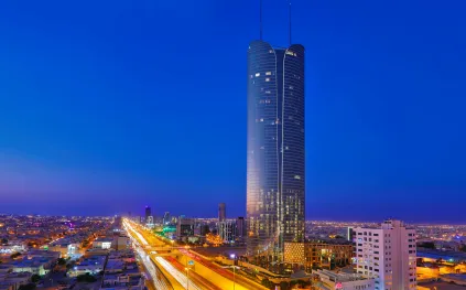 JW Marriott Hotel Riyadh: ضيافة راقية على إيقاع الرياض