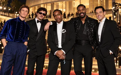 إطلالات أنيقة في Academy Museum Gala