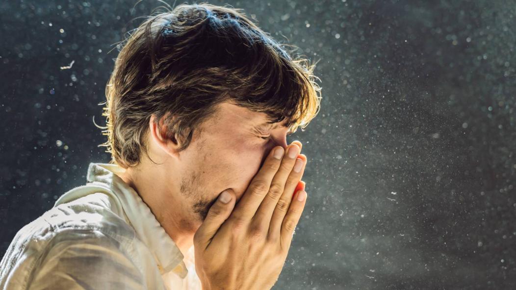 هل الطقس البارد سبب رئيسي للإصابة بنزلات البرد؟ تقرير علمي يكشف الحقيقة