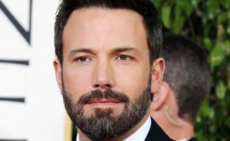 دراسة : إطالة الرجل للحيته تجعله محط أنظار النساء 