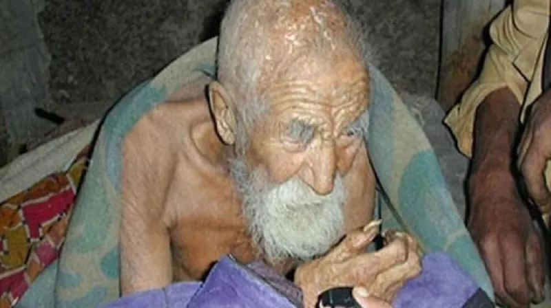 صورة رجل عمره 179 عاماً تغزو مواقع التواصل الاجتماعي