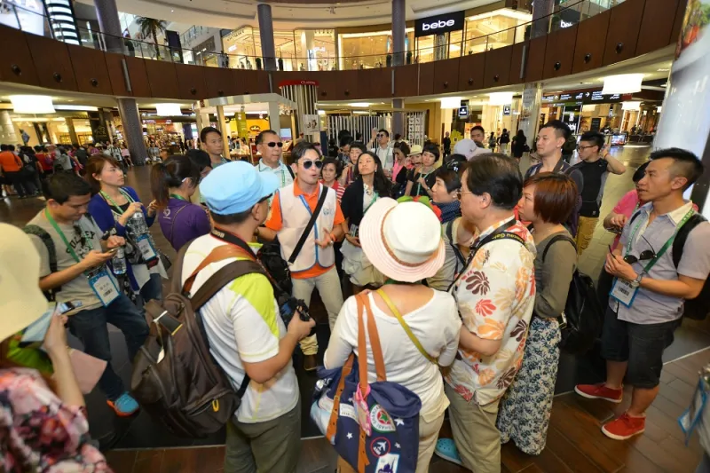 الإمارات تستقبل أكبر رحلة سياحية في العالم