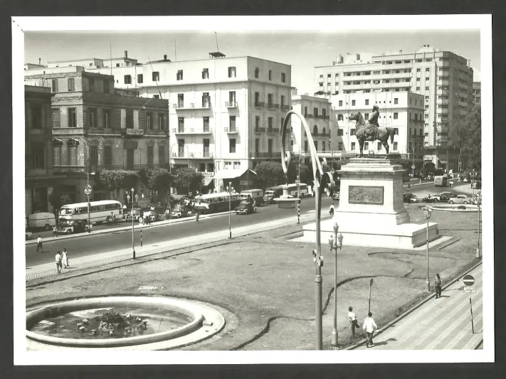 بالصور: الجانب الاخر من الاعلام المصري قبل نصف قرن