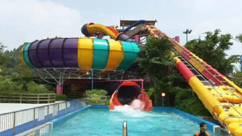 شاهد بالصور .. المزالق المائية الأكثر رعبا في العالم