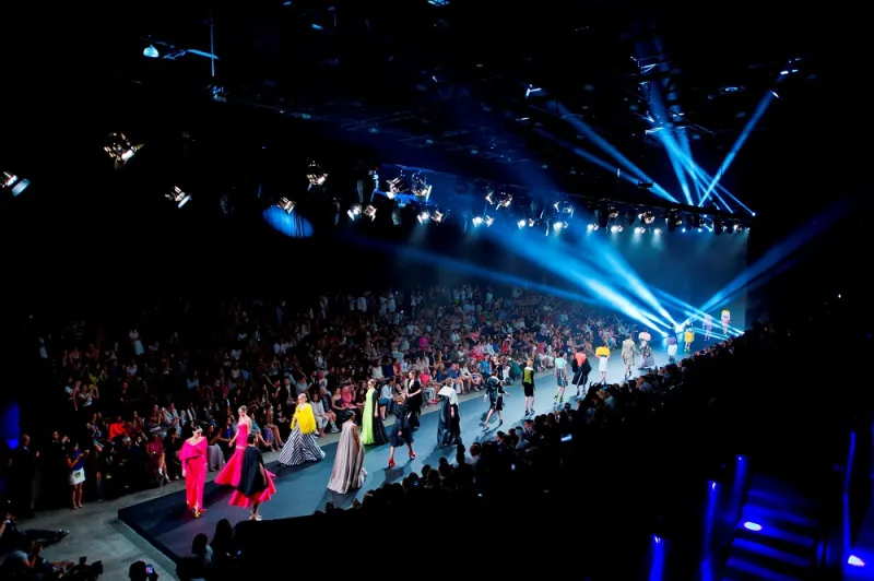 إسدال الستار على الموسم الأكثر نجاحاً وتألقاً من «فاشن فورورد» 