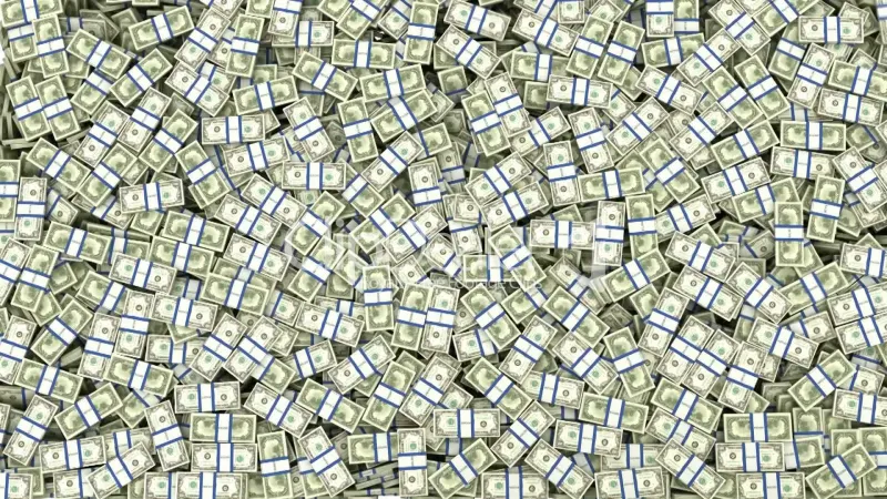 بالصور :إشترى سيارة مستعملة لن تصدق ماذا وجد فيها