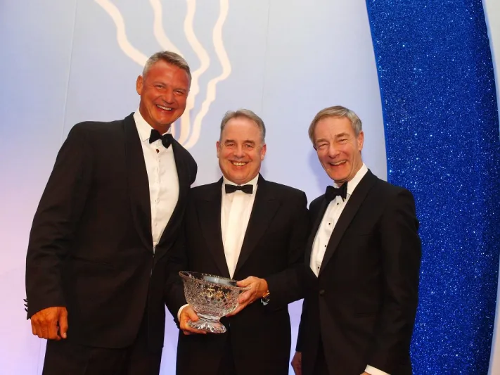 جيمس هوجن،الرئيس التنفيذي في الاتحاد للطيران، ينضم إلى قاعة المشاهير لقطاع السفر والضيافة البريطاني